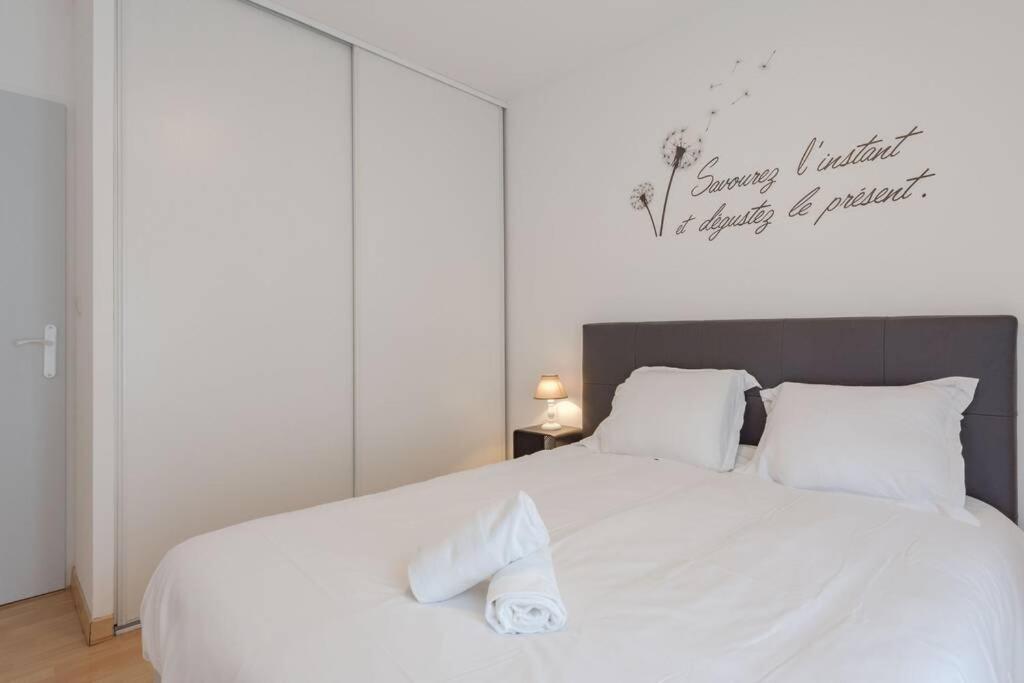 Garden Apartment Next To Disneyland Bussy-Saint-Georges Eksteriør billede